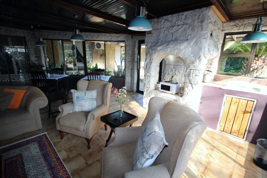 7 Bedroom Property for Sale in Jim Fouchepark Free State